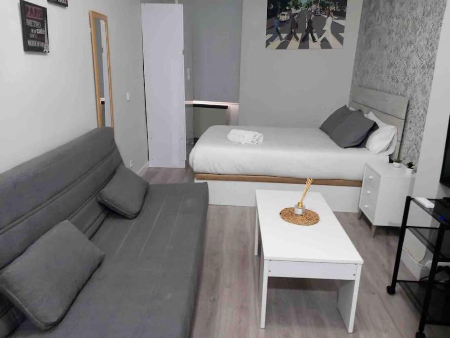 Apartamento En El Corazon De Madrid Bagian luar foto