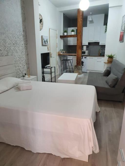 Apartamento En El Corazon De Madrid Bagian luar foto